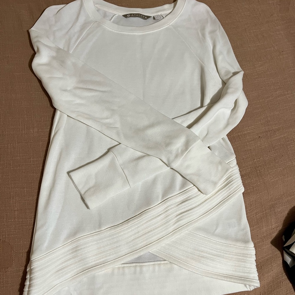 knew never worn sweater